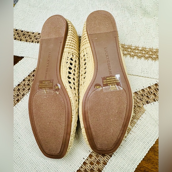 NWT Lucky Brand Women’s Avelly Macreme Ballet Flat Natural 6 1/2 - Picture 3 of 7